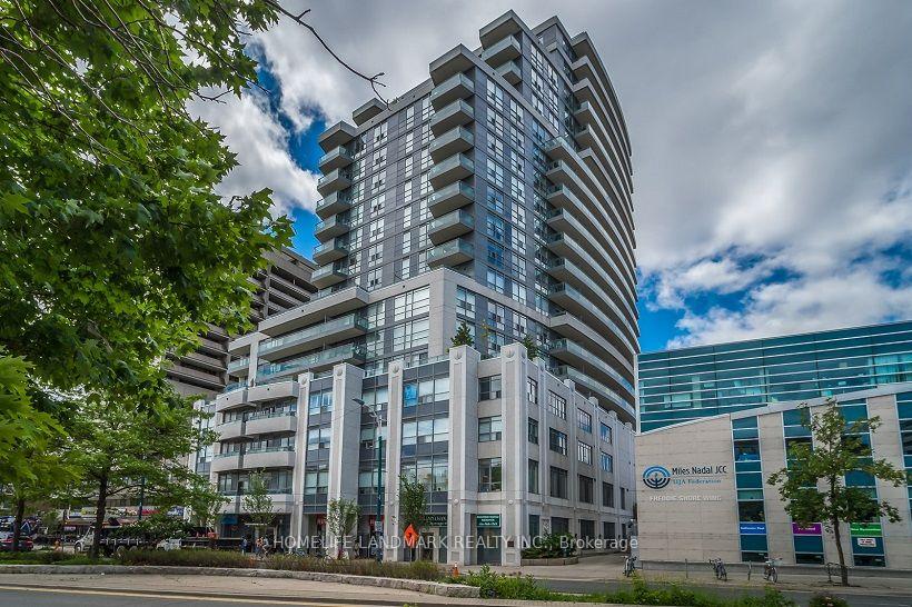 Front of Unit 417, 736 Spadina Avenue