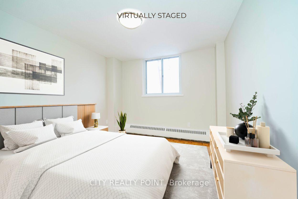 Photo 3 of Unit 807, 1500 Bathurst Street, Toronto, Humewood-Cedarvale — HOMEH