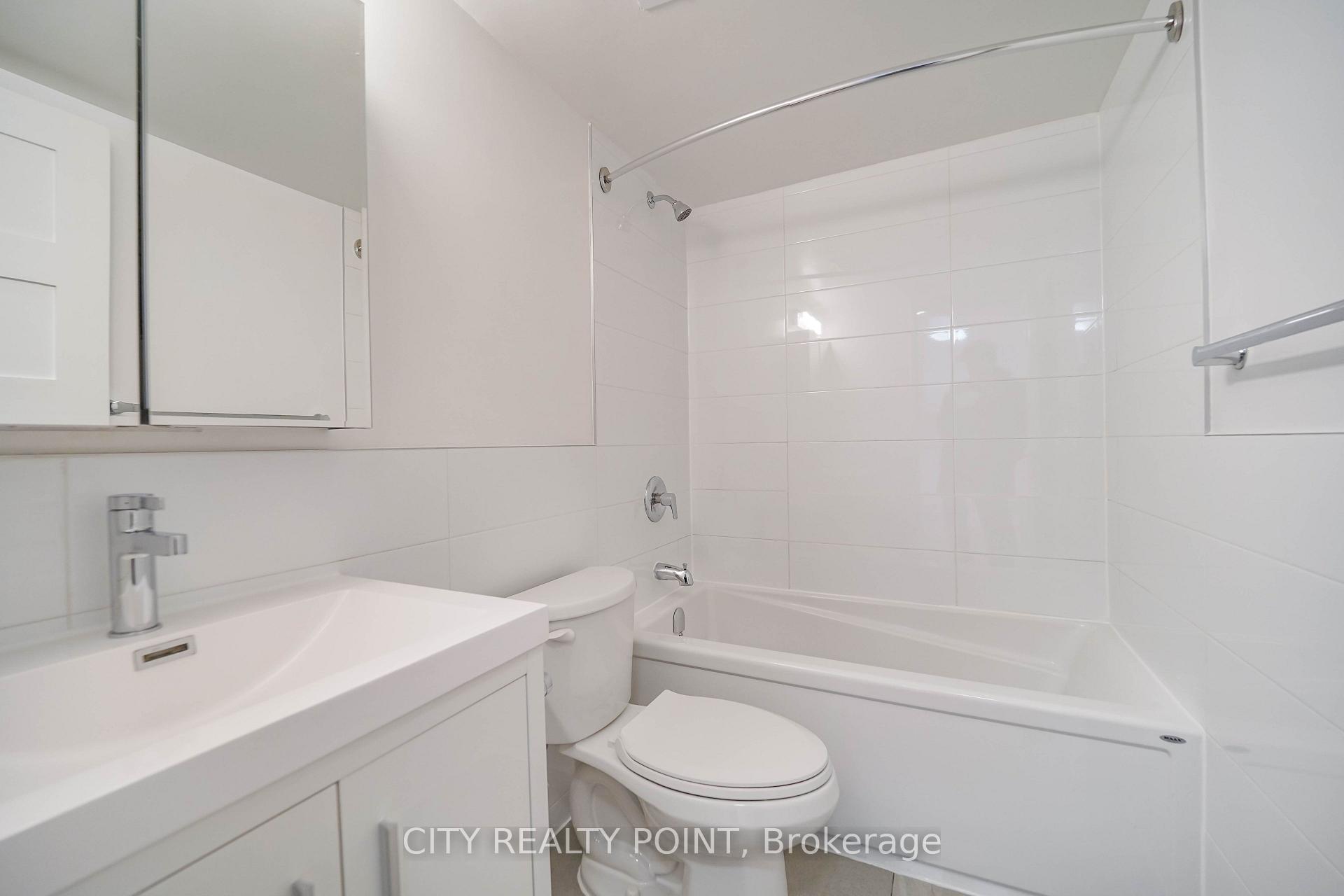 Photo 11 of Unit 807, 1500 Bathurst Street, Toronto, Humewood-Cedarvale — HOMEH