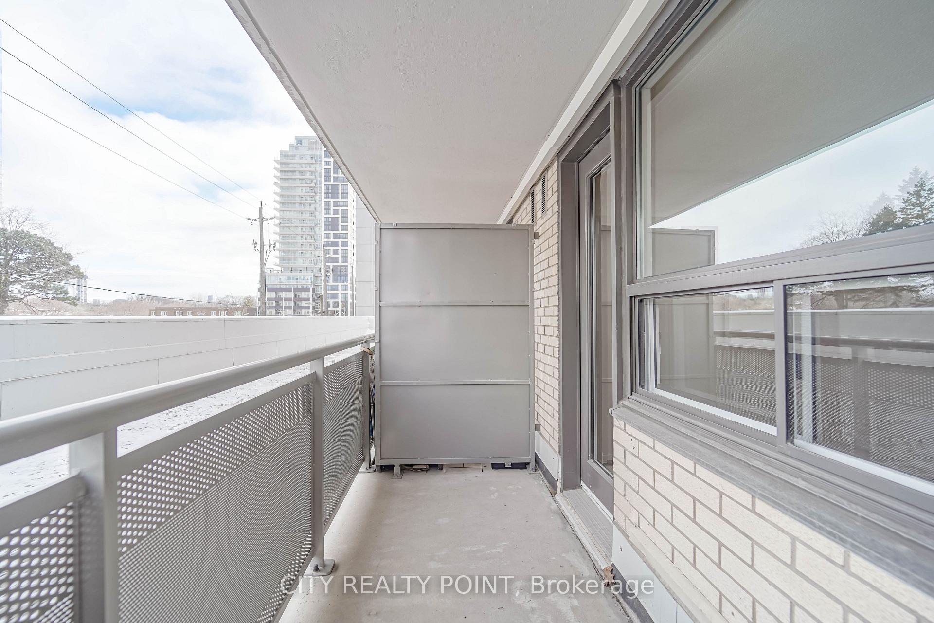 Photo 15 of Unit 807, 1500 Bathurst Street, Toronto, Humewood-Cedarvale — HOMEH