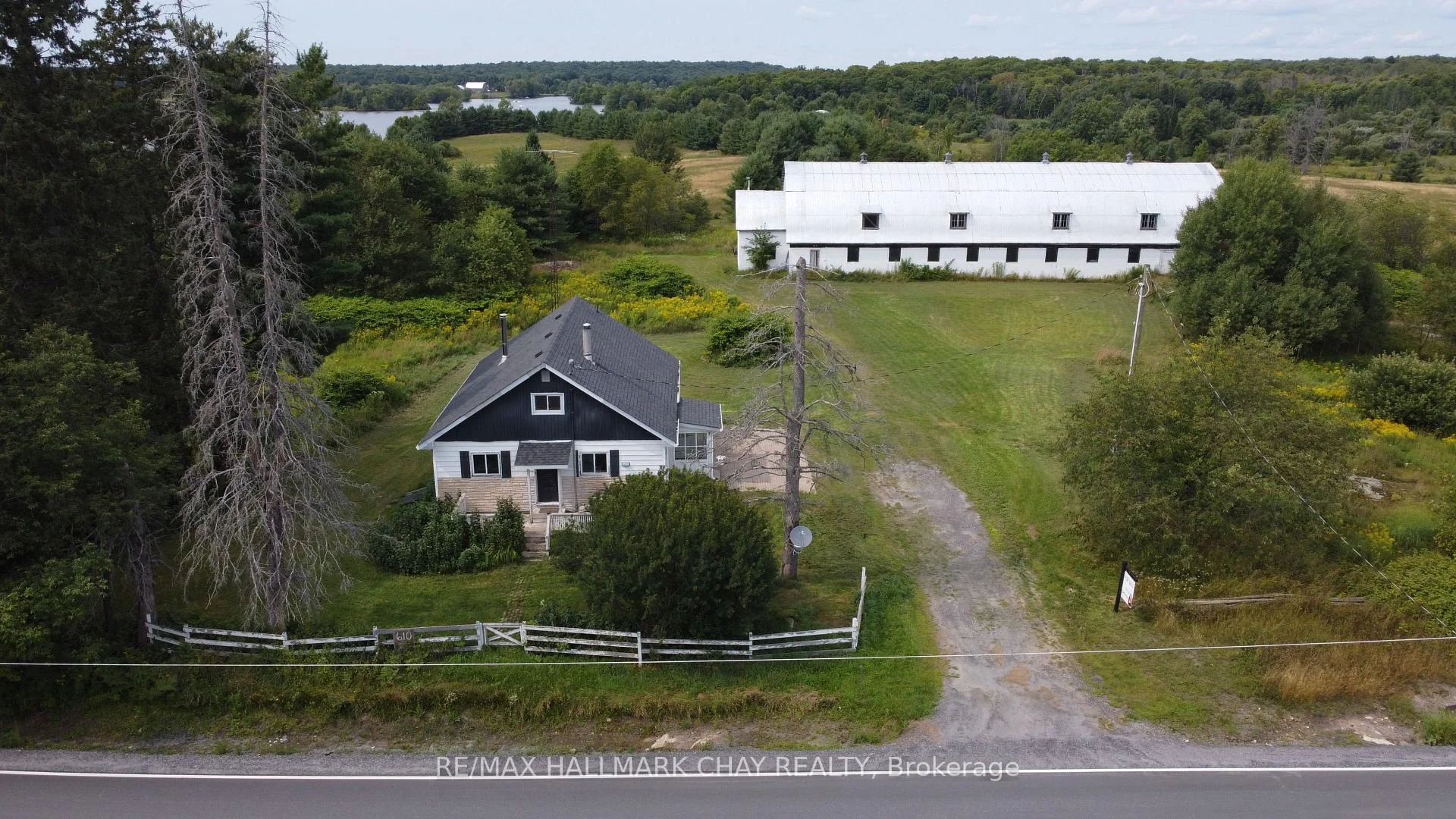 Photo 10 of 610 Hurdville Road, McKellar — HOMEH