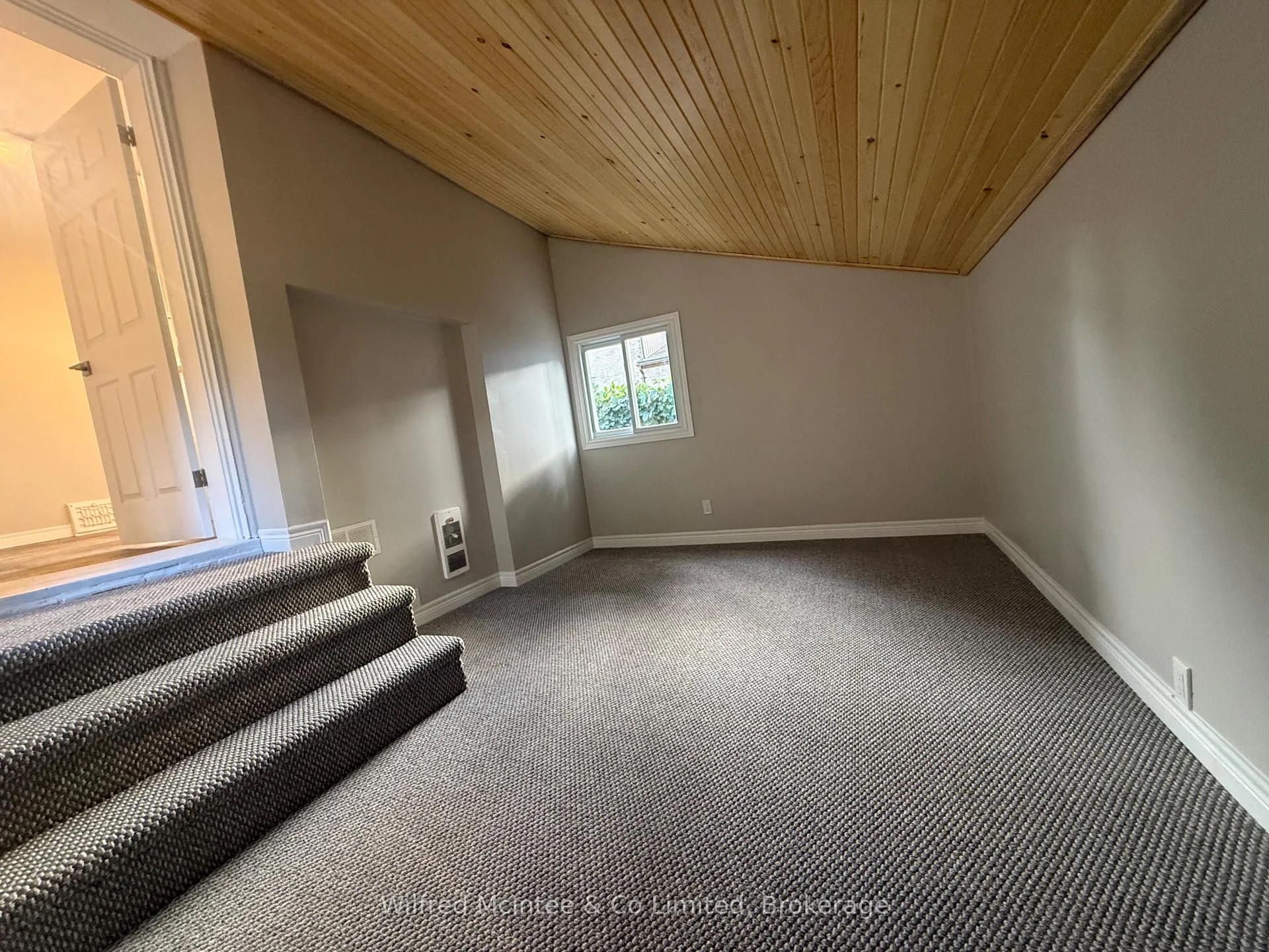Photo 7 of 470 11th Street, Hanover — HOMEH