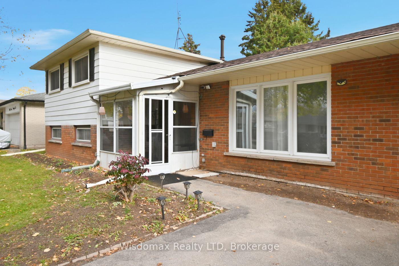 Photo 4 of 3384 Baker Crescent, Niagara Falls, Casey — HOMEH