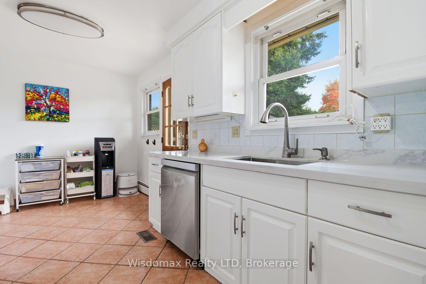 Photo 13 of 3384 Baker Crescent, Niagara Falls, Casey — HOMEH
