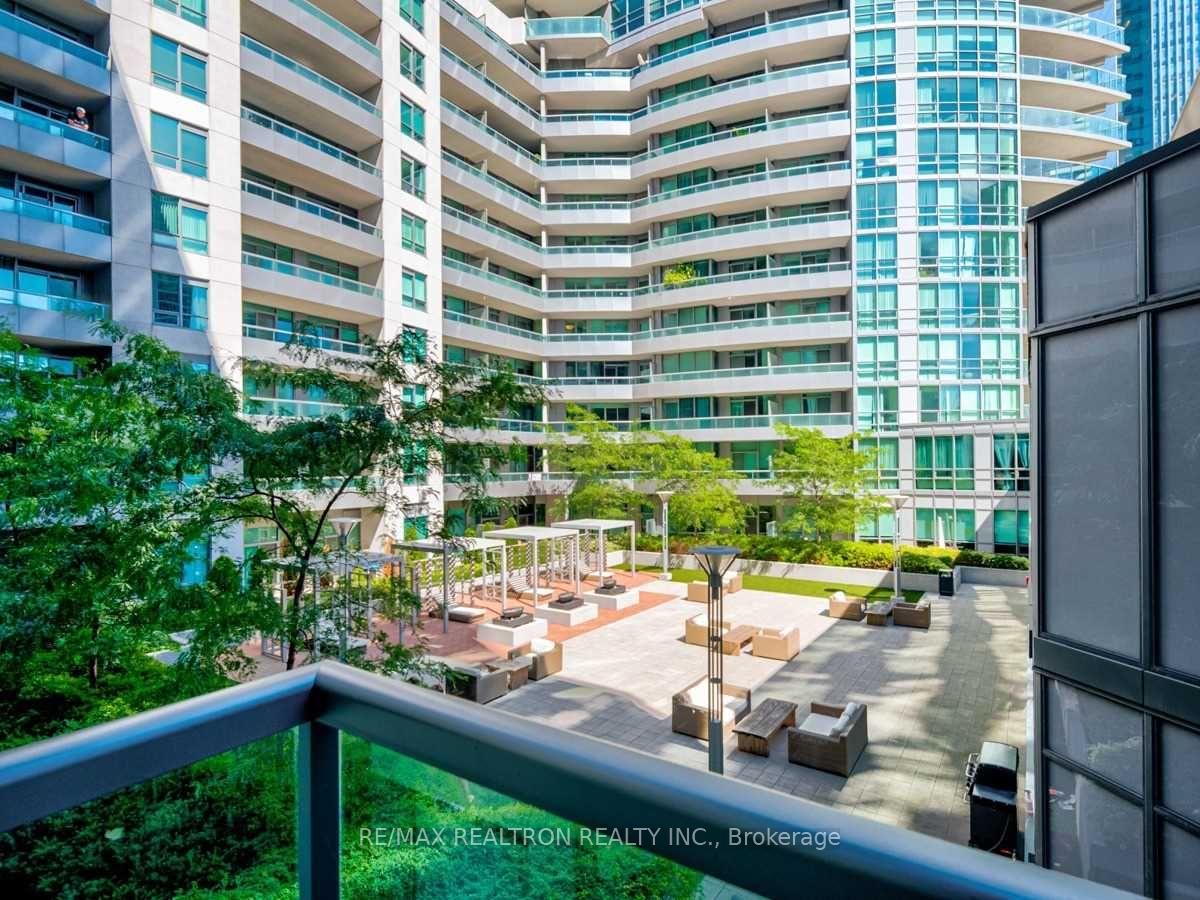 Photo 17 of Unit 305, 25 Lower Simcoe Street, Toronto, Waterfront Communities — HOMEH