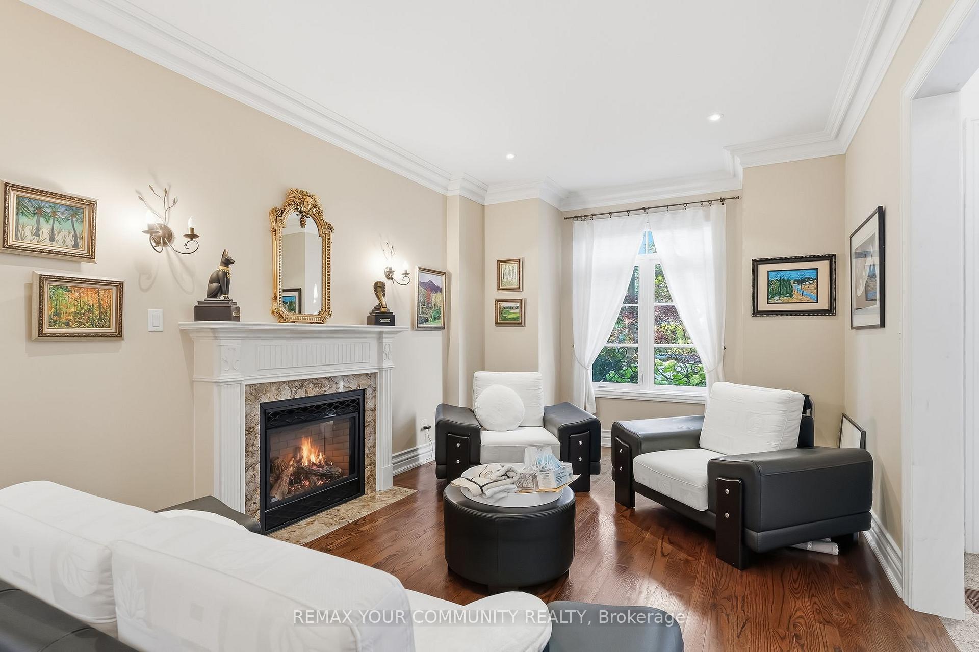 Photo 7 of 135 Wedgewood Drive, North York, Newtonbrook East — HOMEH