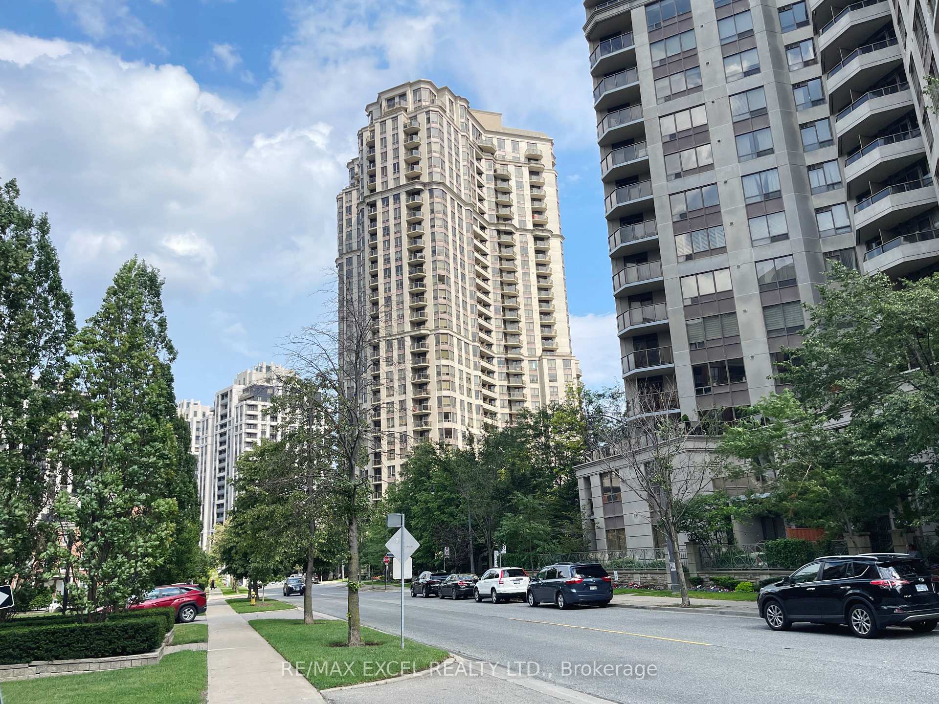 Front of Unit 1404, 78 Harrison Garden Boulevard