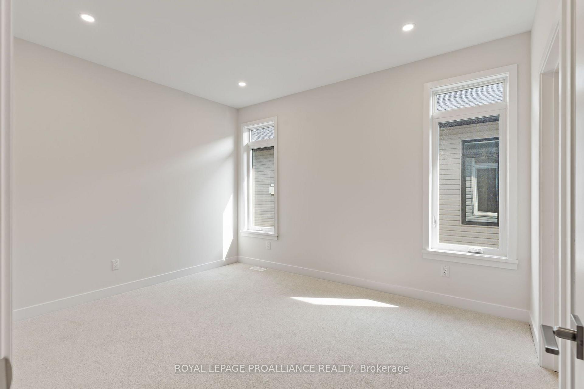 Photo 22 of 1086 Moore Street, Brockville, Brockville — HOMEH