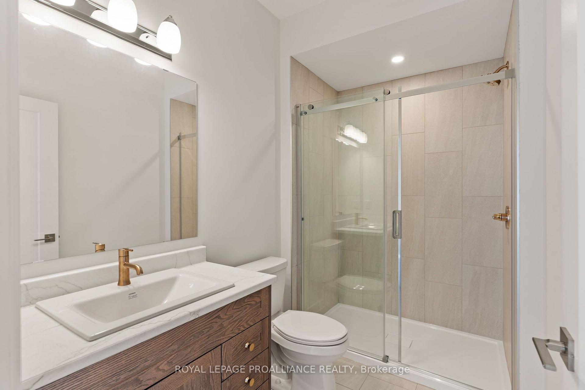 Photo 26 of 1086 Moore Street, Brockville, Brockville — HOMEH