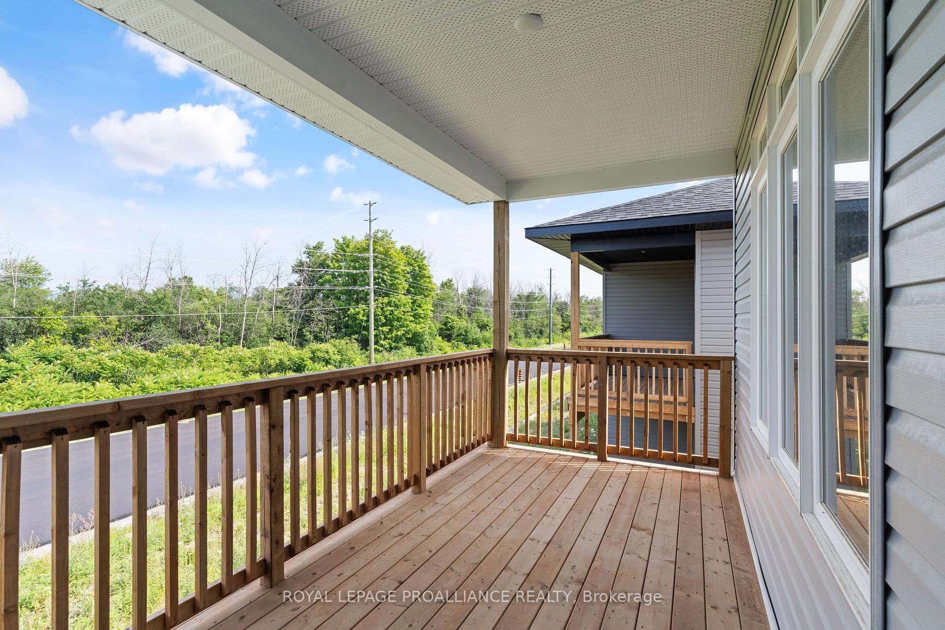 Photo 80 of 1086 Moore Street, Brockville, Brockville — HOMEH