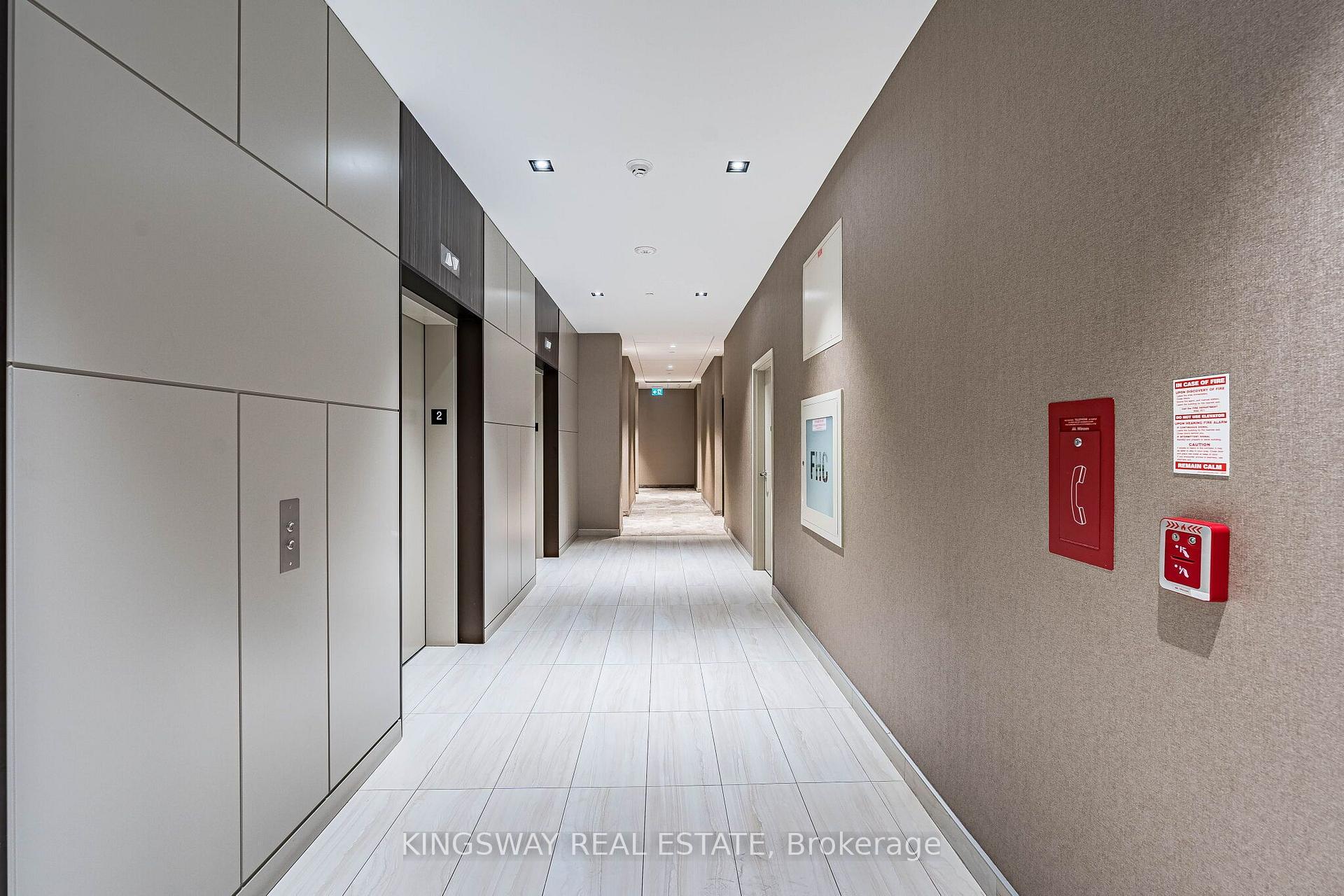 Photo 5 of Unit 203, 38 Honeycrisp Crescent, Vaughan, Vaughan Corporate Centre — HOMEH