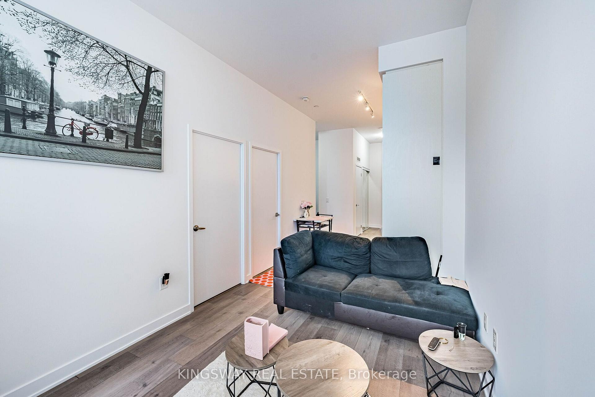 Photo 16 of Unit 203, 38 Honeycrisp Crescent, Vaughan, Vaughan Corporate Centre — HOMEH