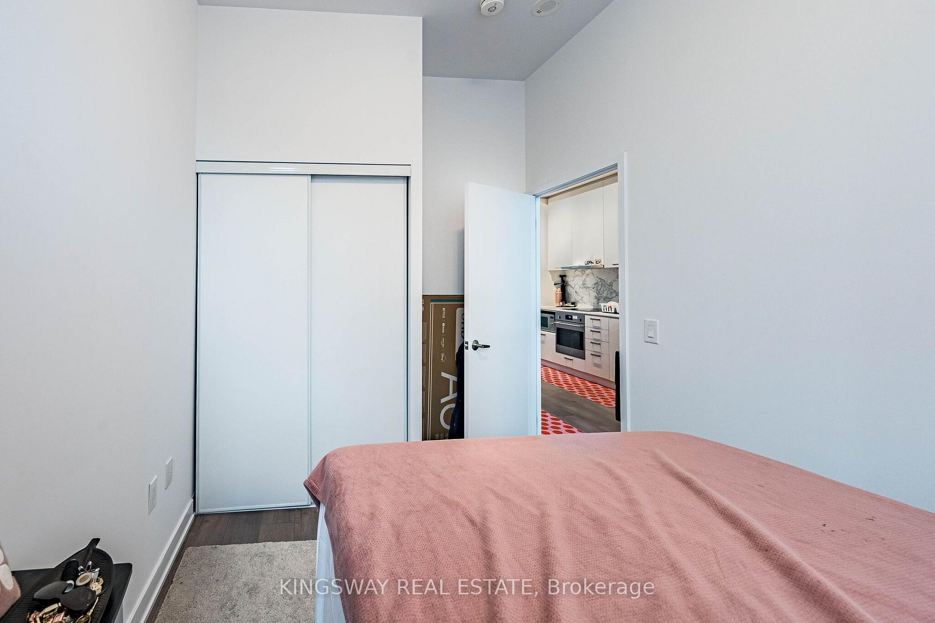 Photo 18 of Unit 203, 38 Honeycrisp Crescent, Vaughan, Vaughan Corporate Centre — HOMEH