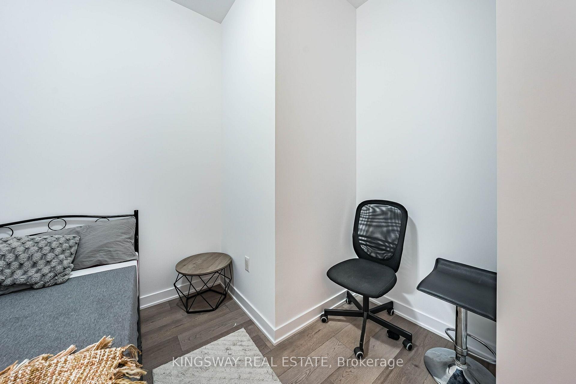 Photo 22 of Unit 203, 38 Honeycrisp Crescent, Vaughan, Vaughan Corporate Centre — HOMEH
