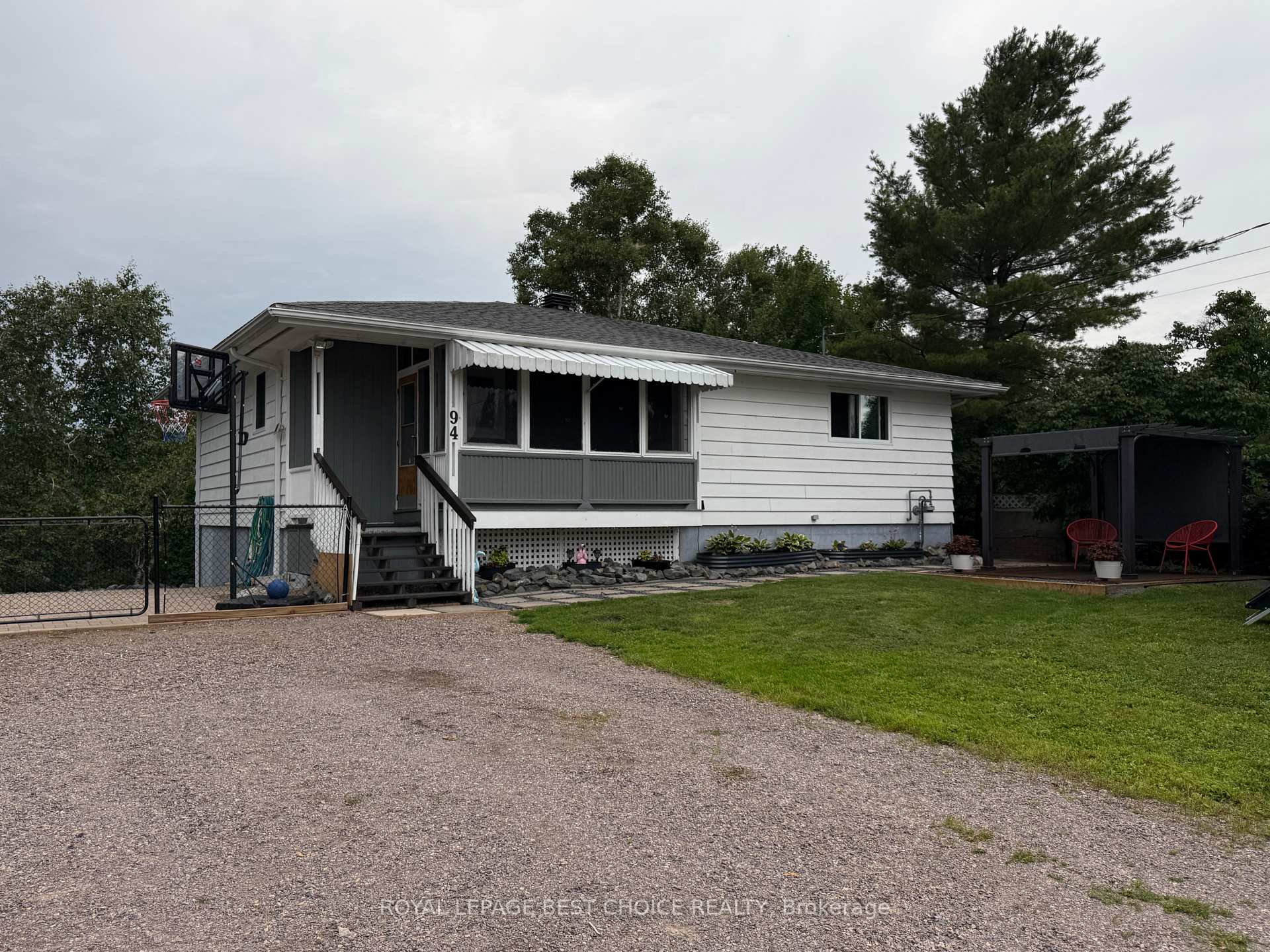 Photo 6 of 94 Galena Street, Cobalt — HOMEH