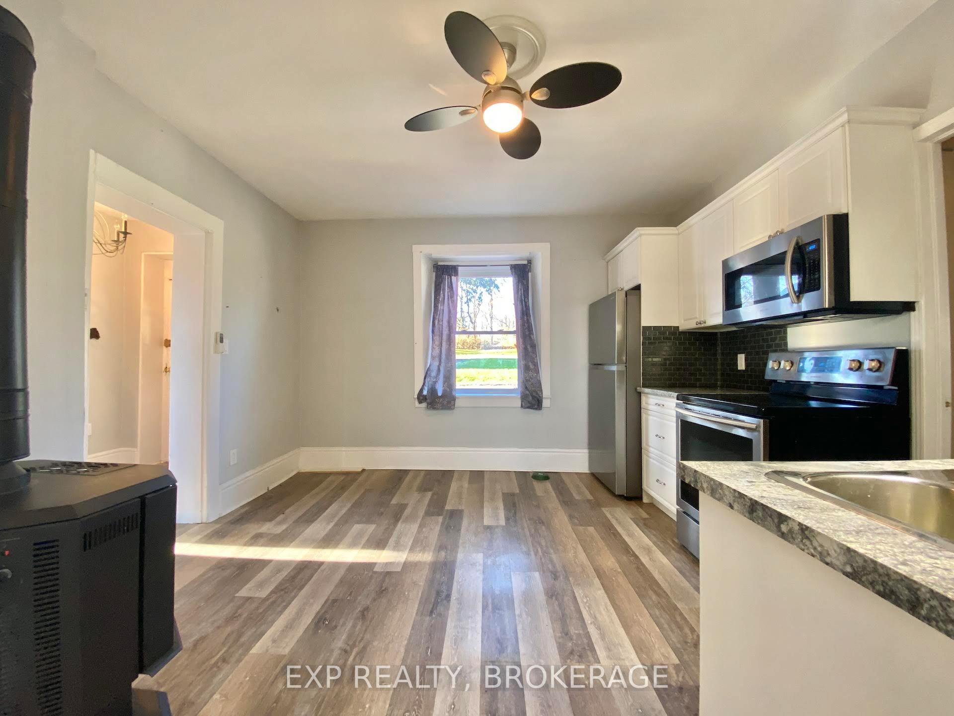 Photo 6 of 912 Purdy Mills Road, Kingston, West of Sir John A. Blvd — HOMEH