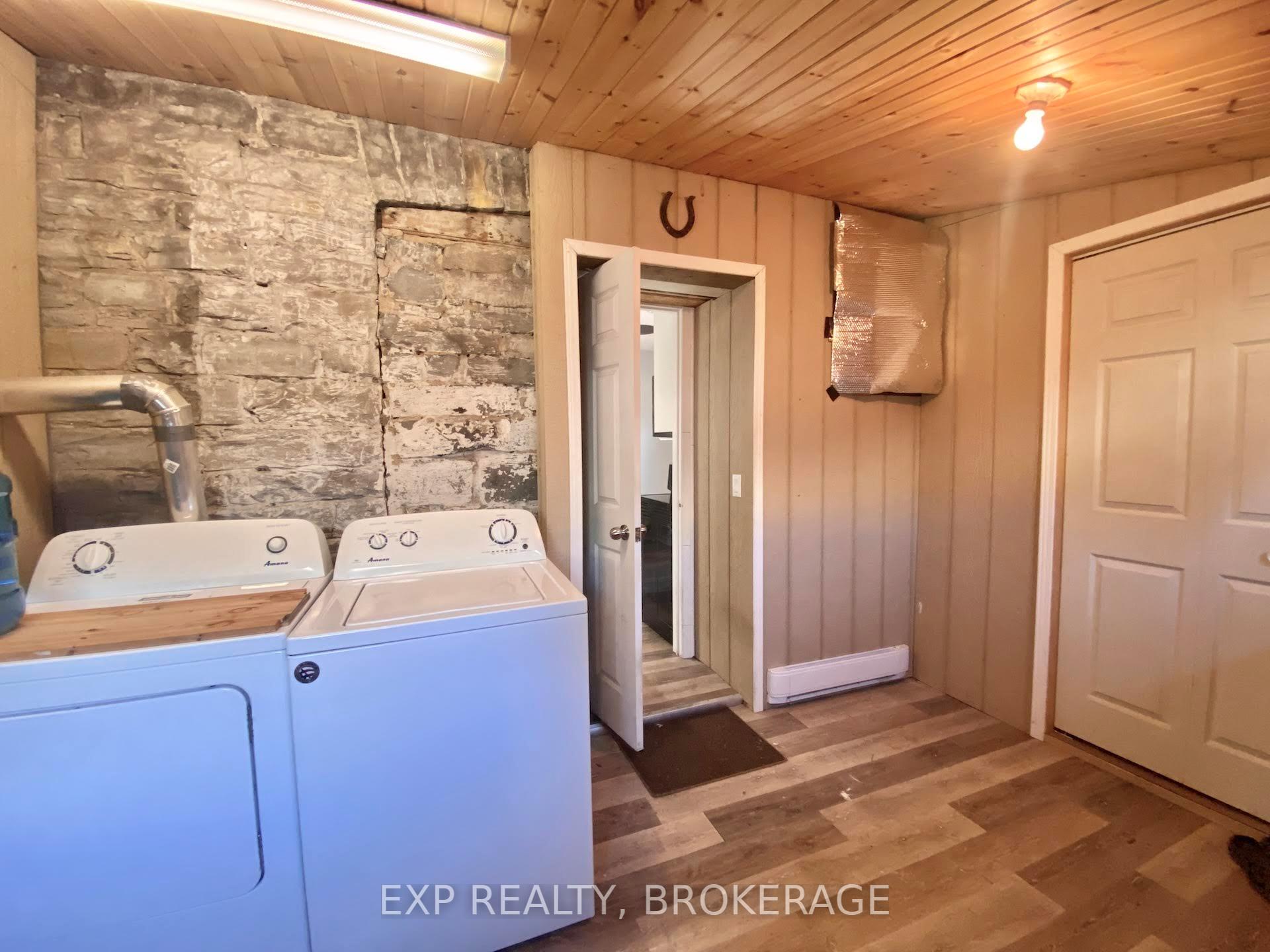 Photo 11 of 912 Purdy Mills Road, Kingston, West of Sir John A. Blvd — HOMEH