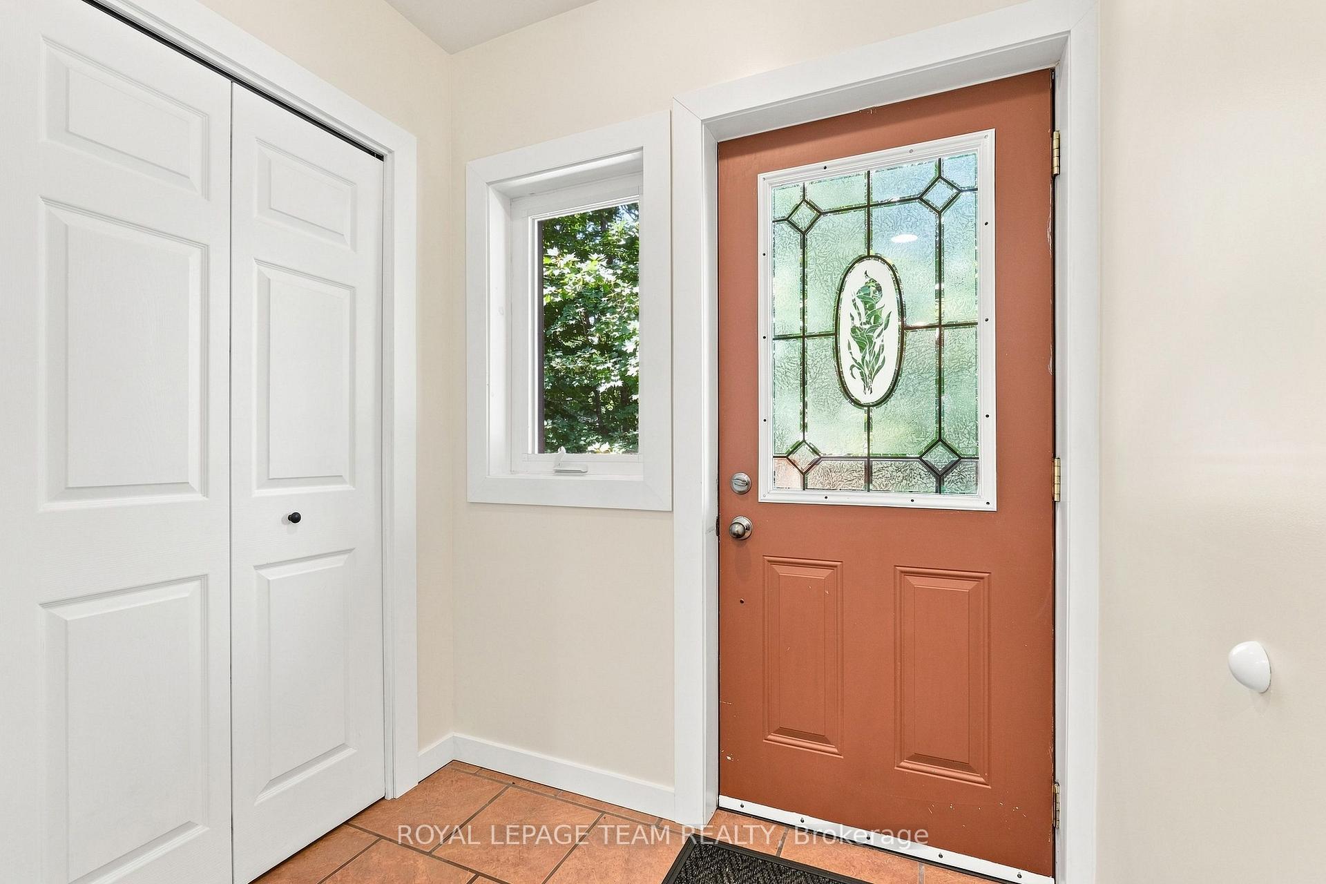 Photo 6 of 4467 Tranquility Lane, Ottawa, Constance Bay — HOMEH