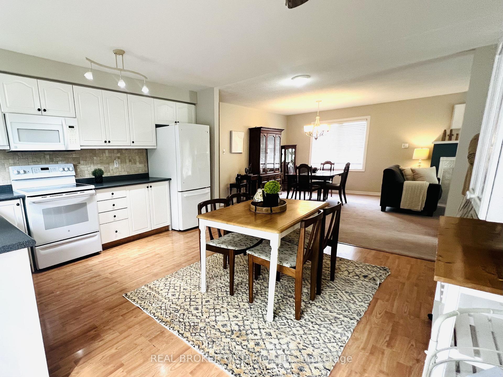 Photo 6 of 2342 Somers Boulevard, Innisfil, Alcona — HOMEH