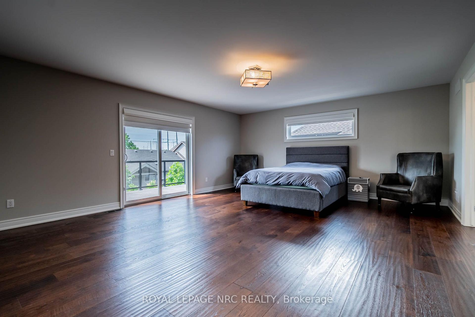 Photo 18 of 8 Tuscany Court, St. Catharines, Grapeview — HOMEH