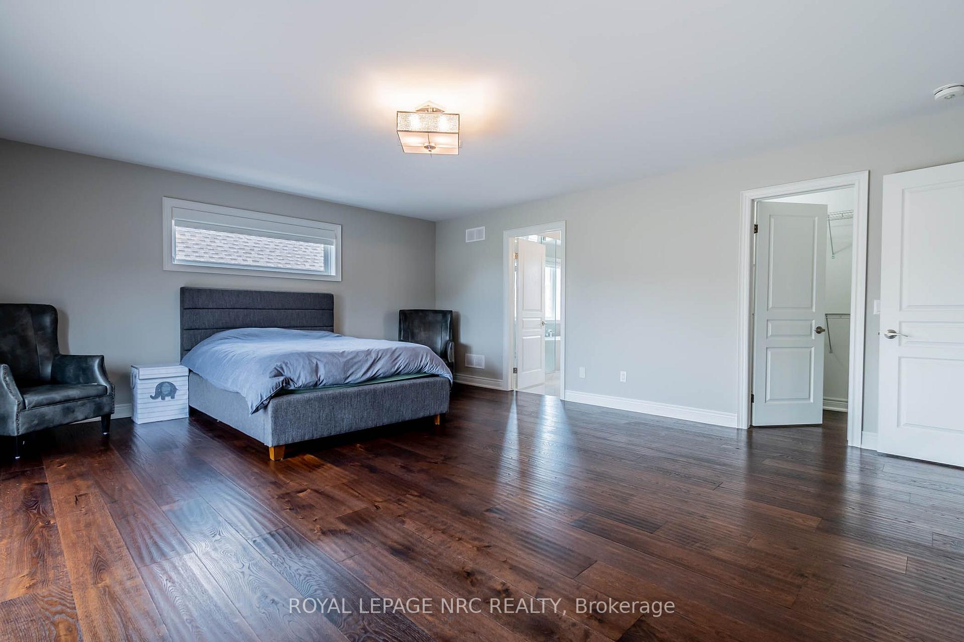 Photo 19 of 8 Tuscany Court, St. Catharines, Grapeview — HOMEH