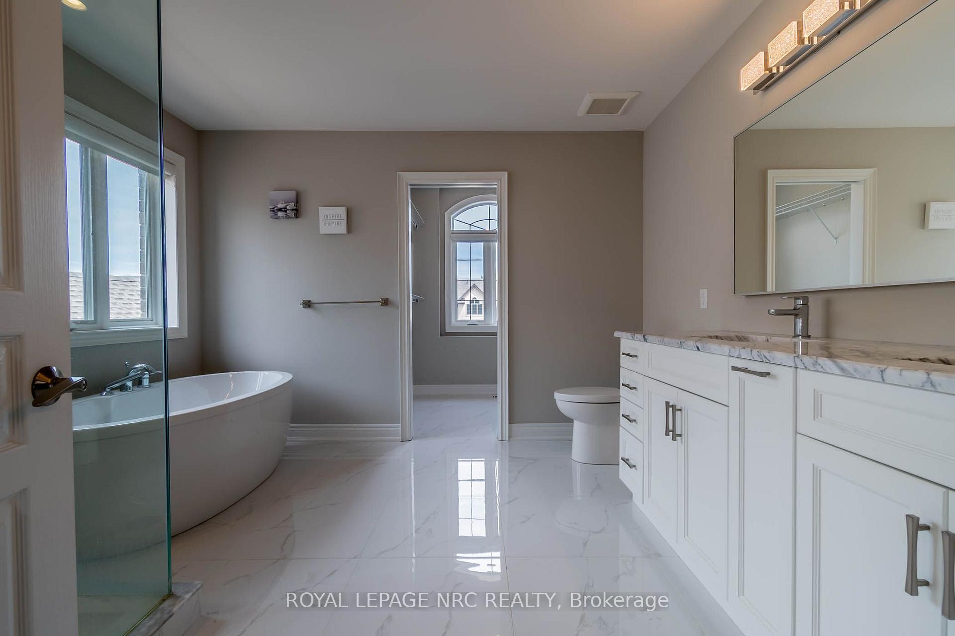 Photo 21 of 8 Tuscany Court, St. Catharines, Grapeview — HOMEH