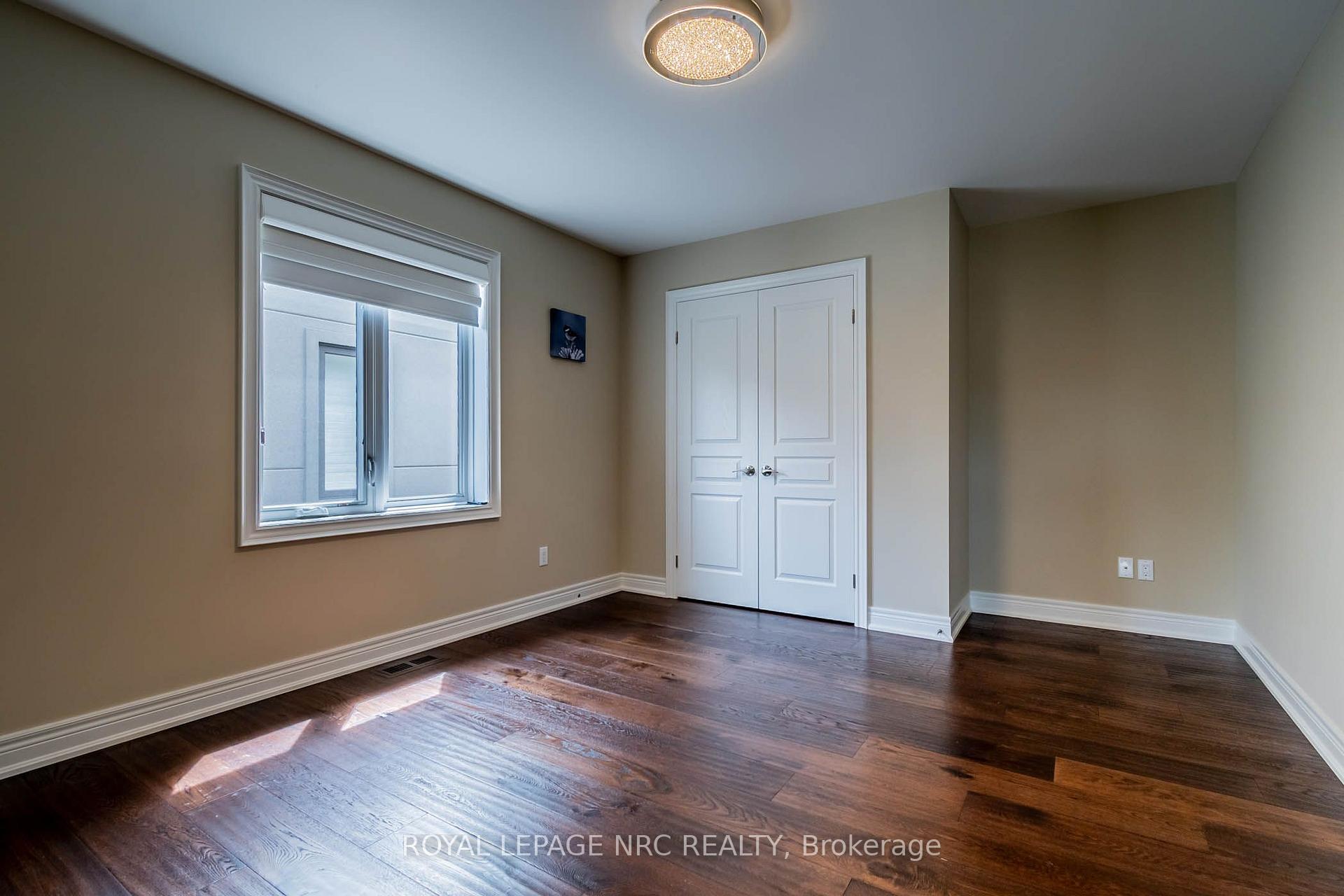 Photo 23 of 8 Tuscany Court, St. Catharines, Grapeview — HOMEH