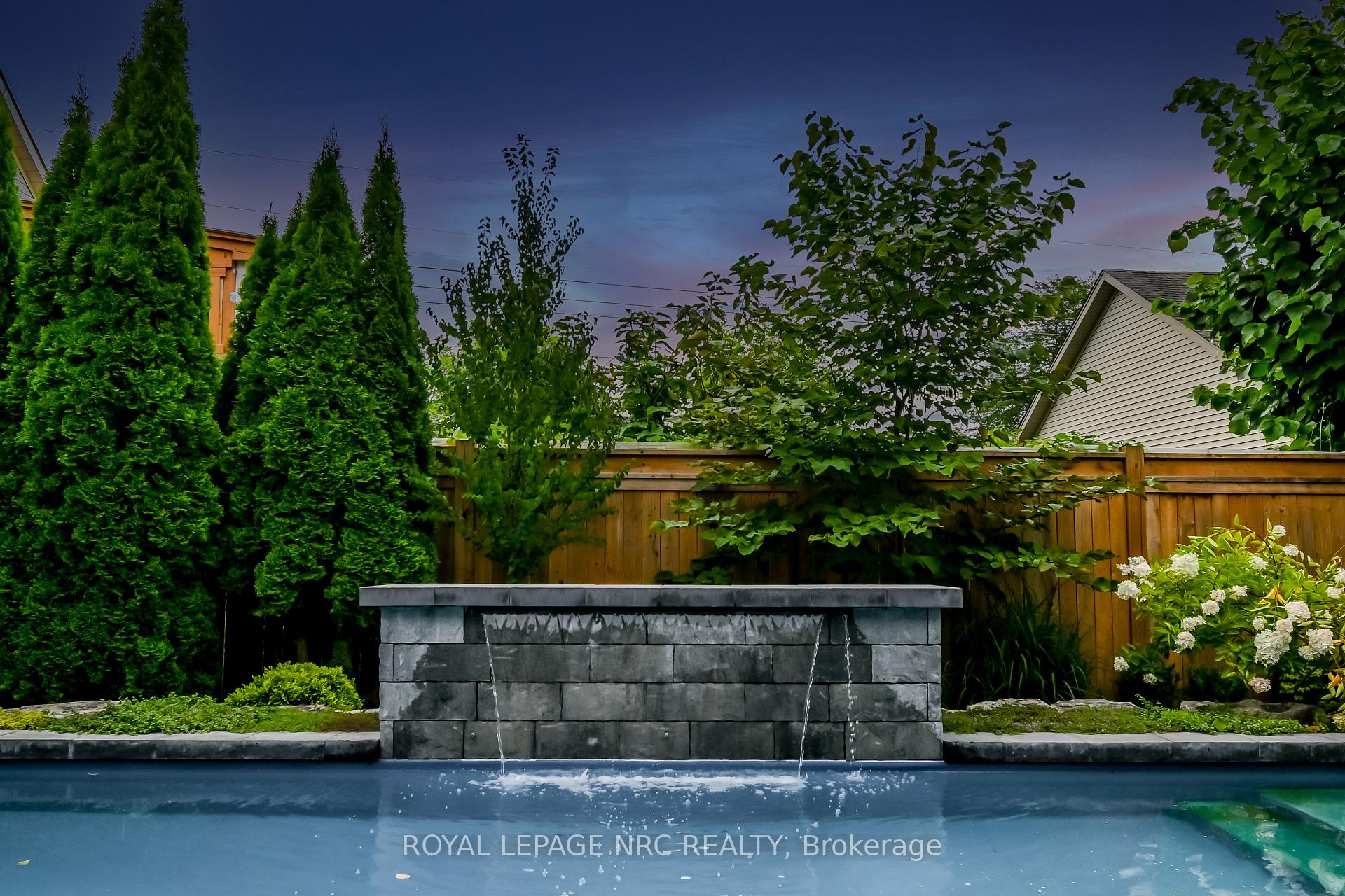 Photo 47 of 8 Tuscany Court, St. Catharines, Grapeview — HOMEH