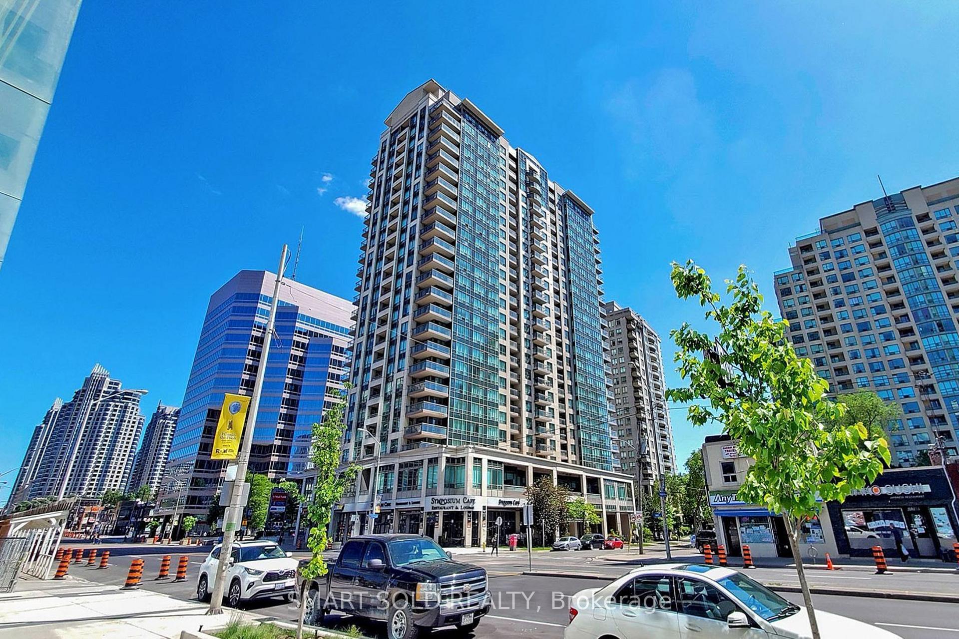 Front of Unit 1512, 18 Parkview Avenue