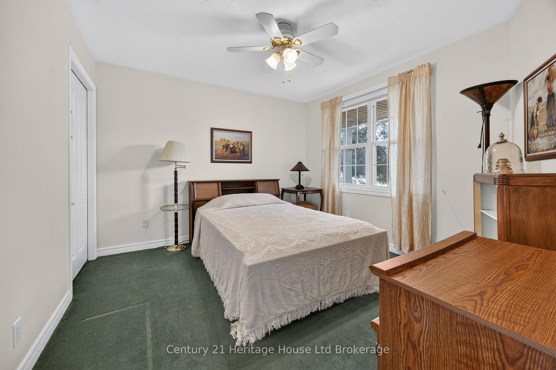 Photo 15 of 26 Peach Street, Tillsonburg — HOMEH