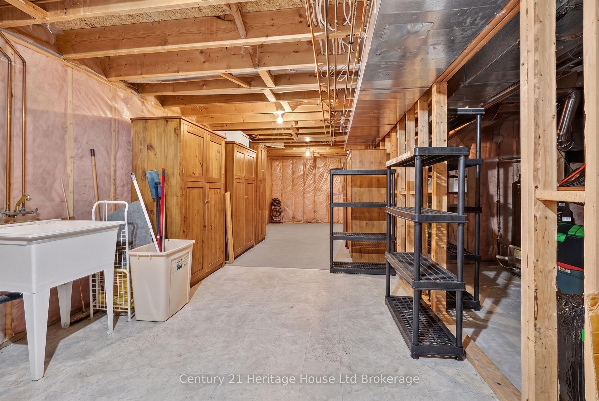Photo 18 of 26 Peach Street, Tillsonburg — HOMEH