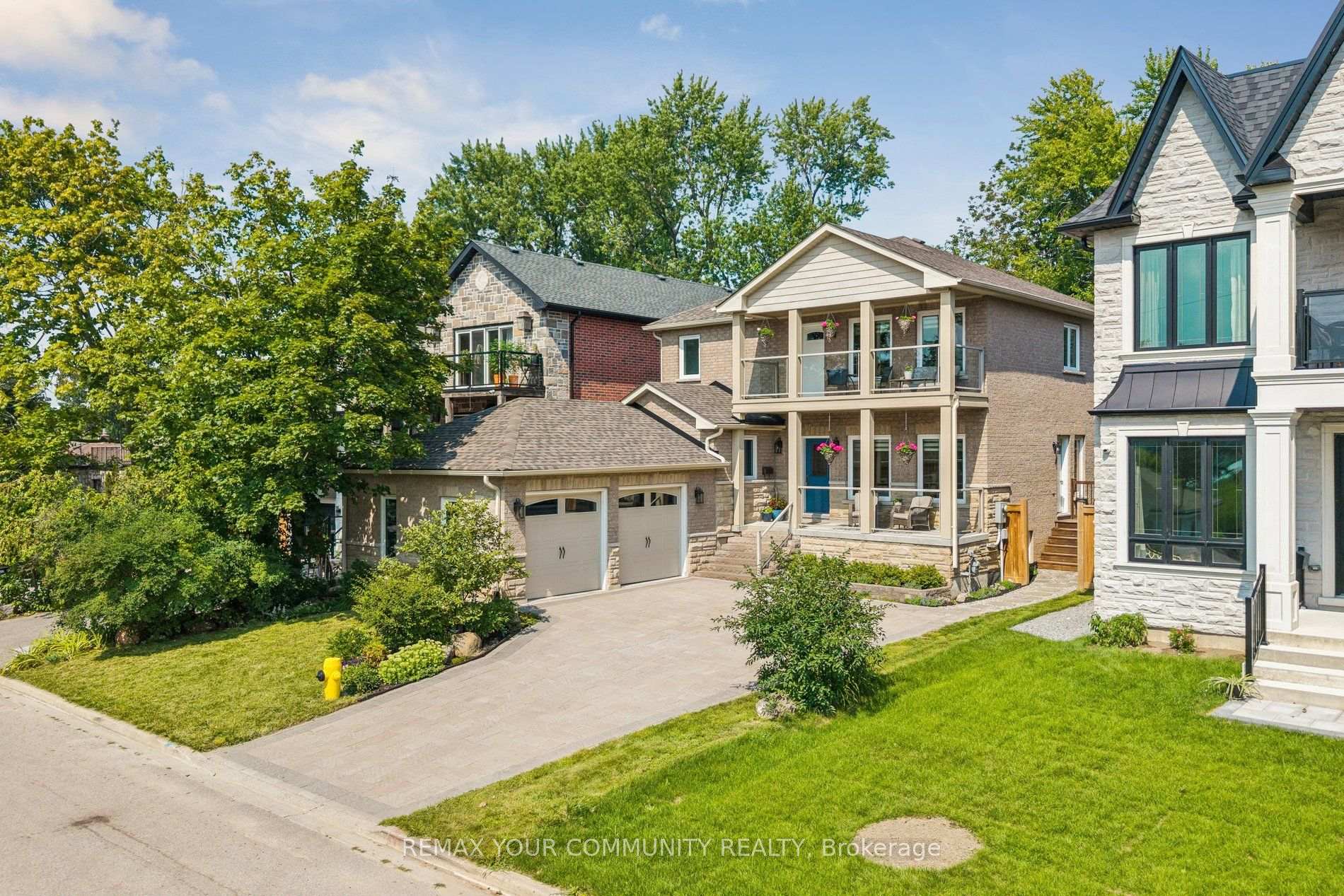 Photo 2 of 815 Fairview Avenue, Pickering, Bay Ridges — HOMEH