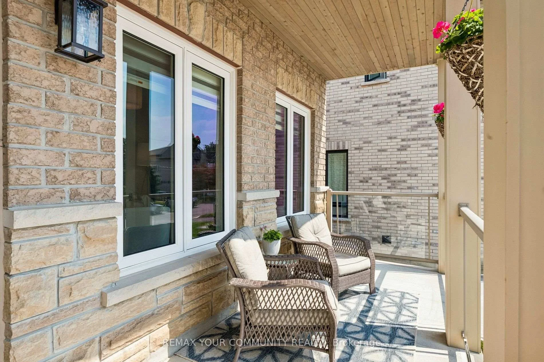 Photo 7 of 815 Fairview Avenue, Pickering, Bay Ridges — HOMEH