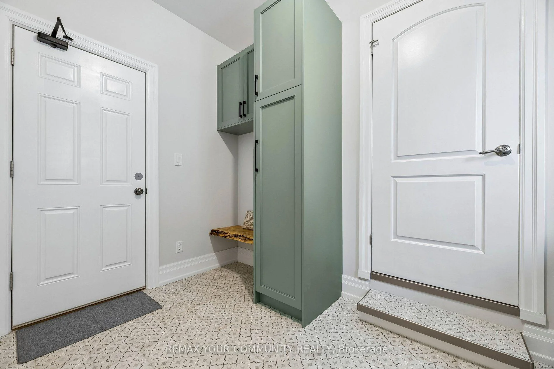 Photo 28 of 815 Fairview Avenue, Pickering, Bay Ridges — HOMEH