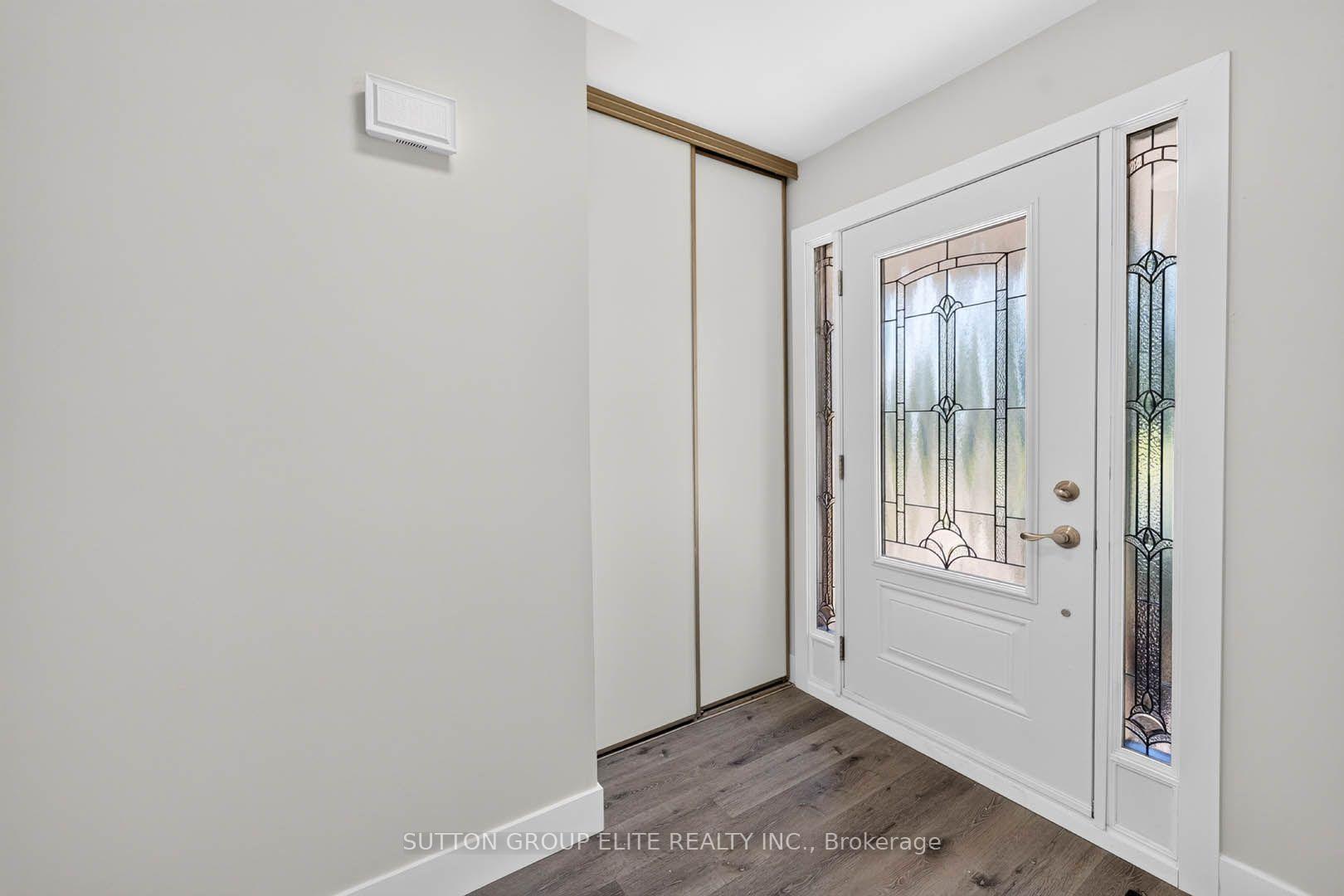 Photo 4 of 35 Mancroft Crescent, Brampton, Central Park — HOMEH