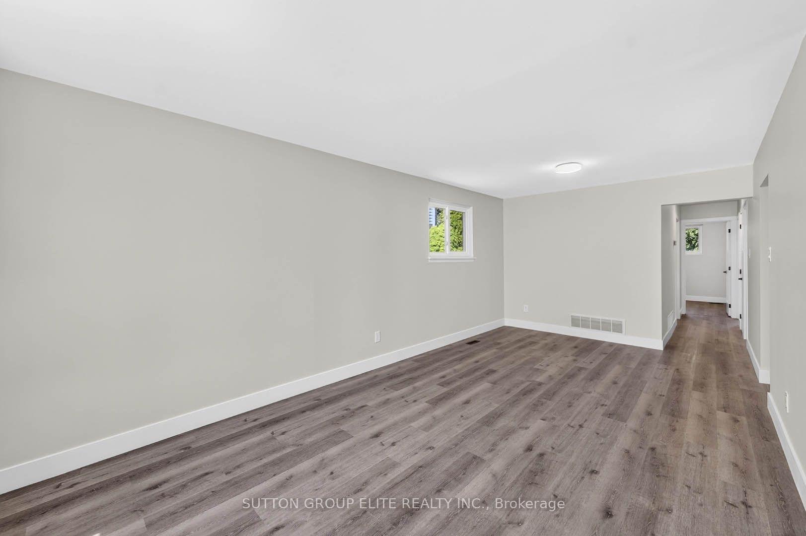 Photo 10 of 35 Mancroft Crescent, Brampton, Central Park — HOMEH
