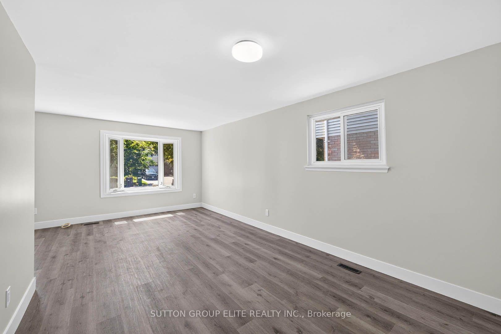 Photo 13 of 35 Mancroft Crescent, Brampton, Central Park — HOMEH
