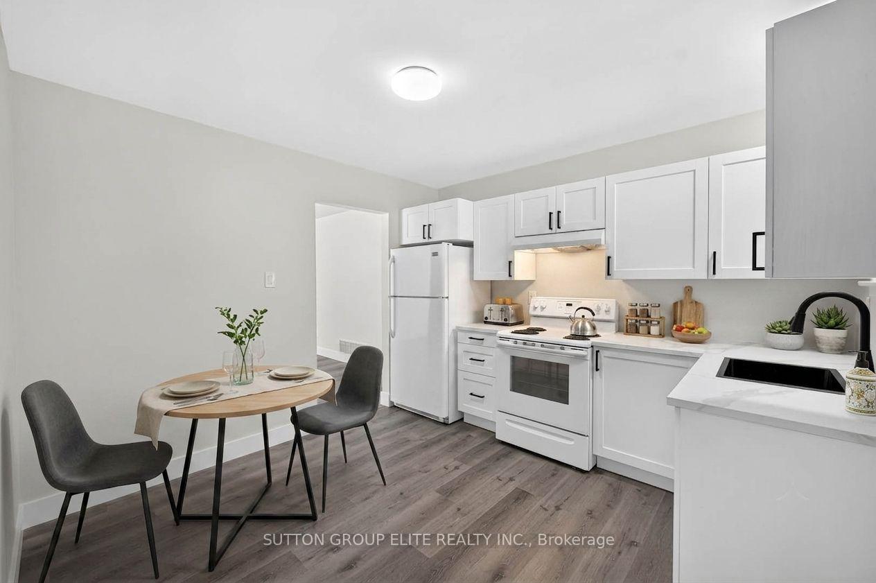 Photo 15 of 35 Mancroft Crescent, Brampton, Central Park — HOMEH