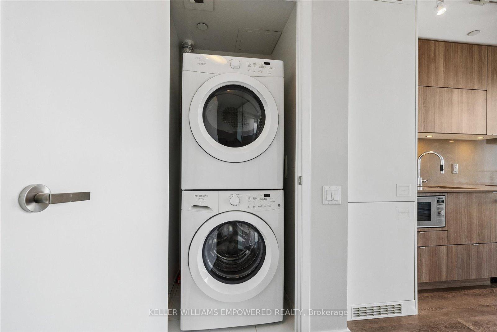 Photo 6 of Unit 1105, 125 Peter Street, Toronto, Waterfront Communities — HOMEH