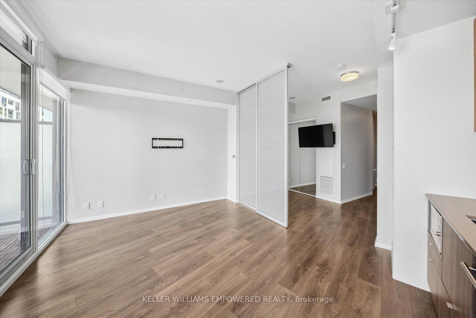 Photo 12 of Unit 1105, 125 Peter Street, Toronto, Waterfront Communities — HOMEH