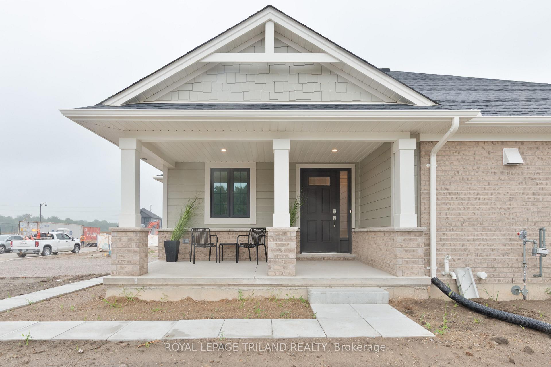Photo 3 of 71 Harrow Lane, St. Thomas — HOMEH