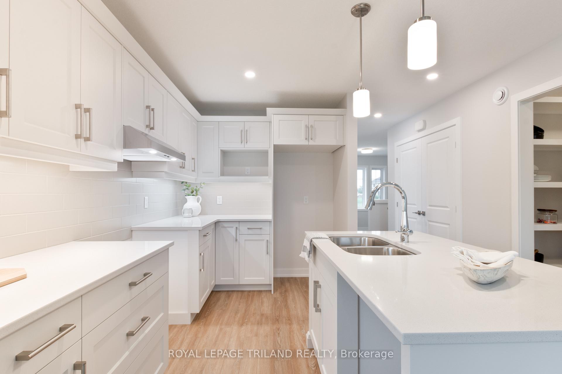 Photo 7 of 71 Harrow Lane, St. Thomas — HOMEH