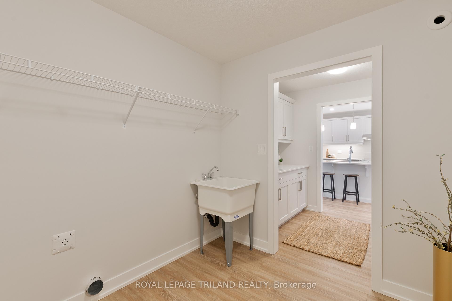 Photo 18 of 71 Harrow Lane, St. Thomas — HOMEH