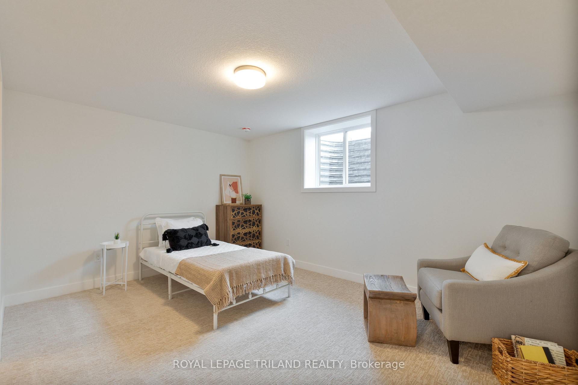 Photo 22 of 71 Harrow Lane, St. Thomas — HOMEH