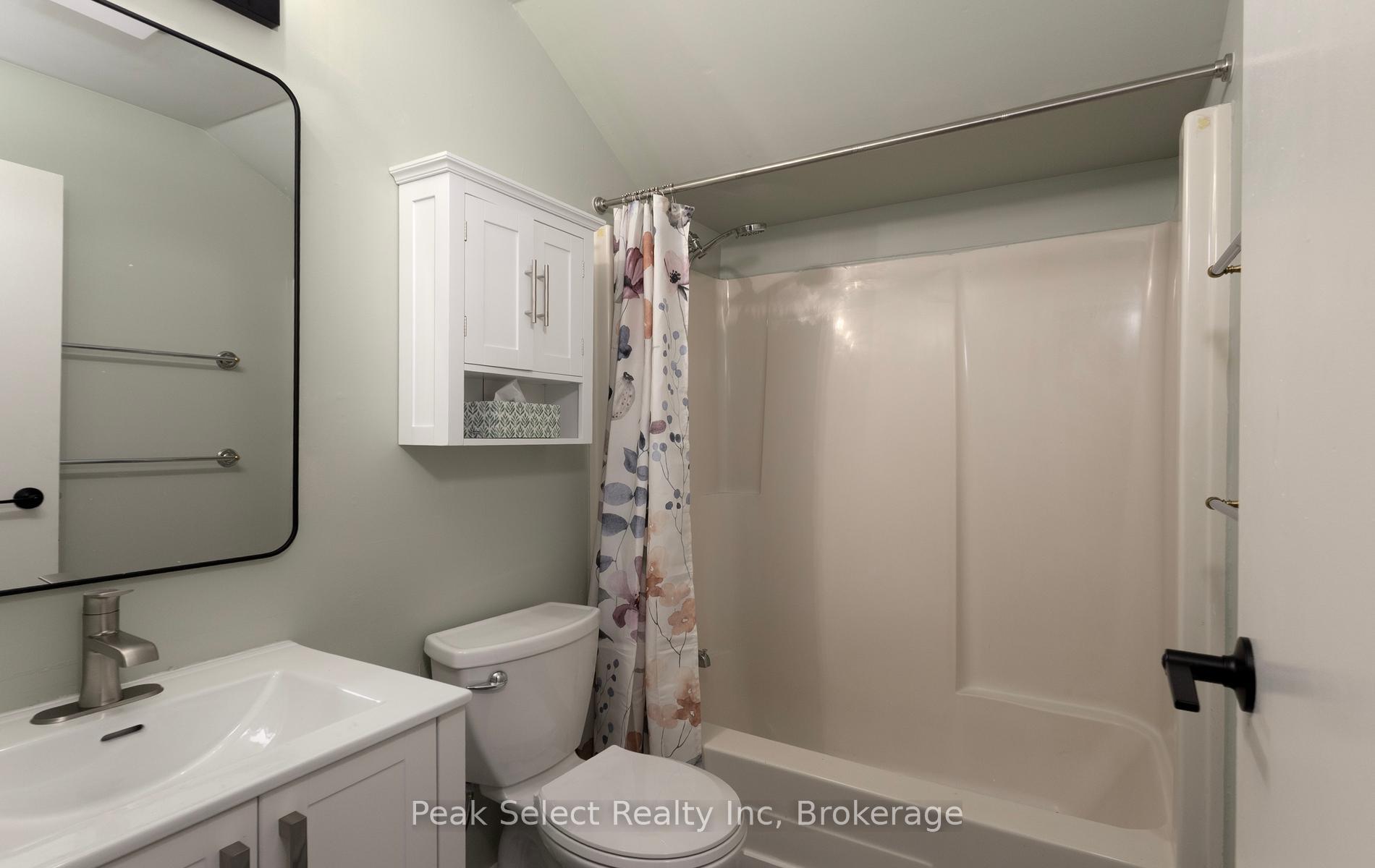 Photo 8 of Unit C, 32 Victoria Street, South Huron, Exeter — HOMEH