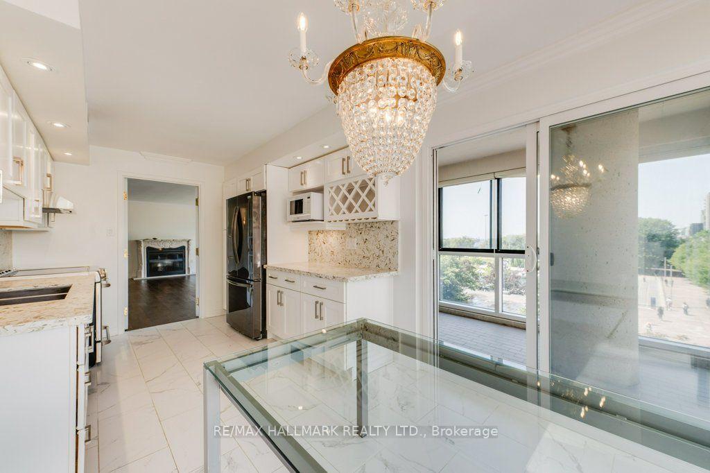 Photo 29 of Unit 404, 251 Queens Quay W, Toronto, Waterfront Communities — HOMEH