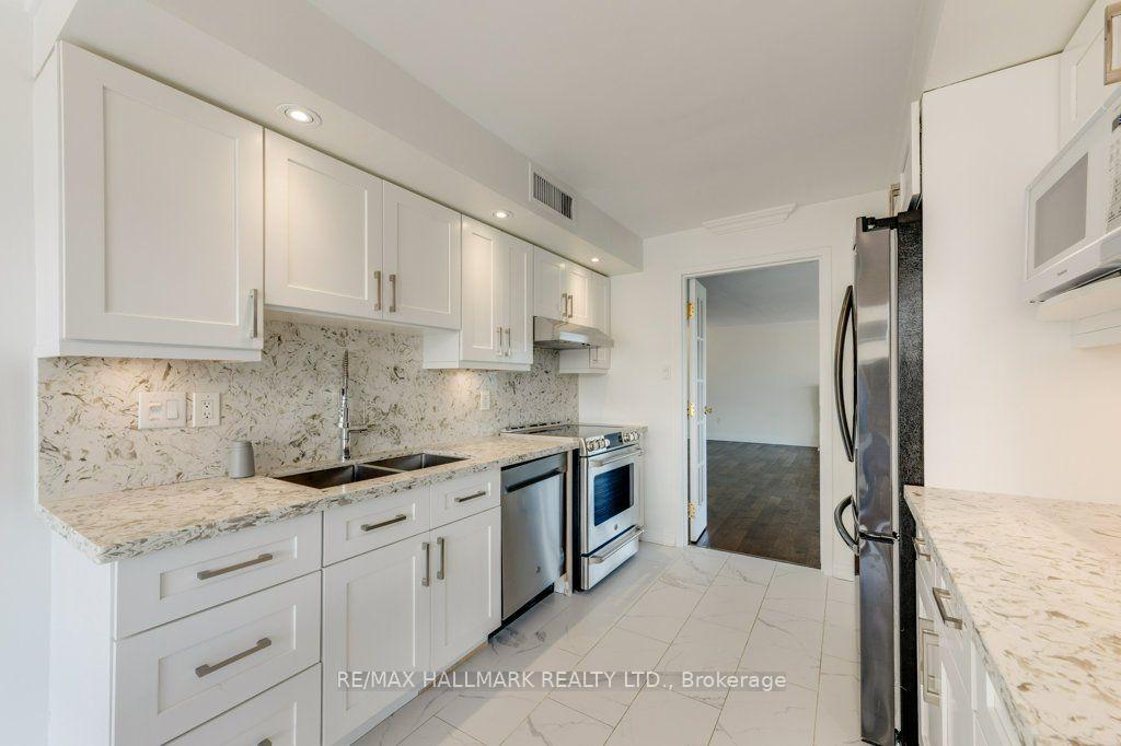 Photo 35 of Unit 404, 251 Queens Quay W, Toronto, Waterfront Communities — HOMEH
