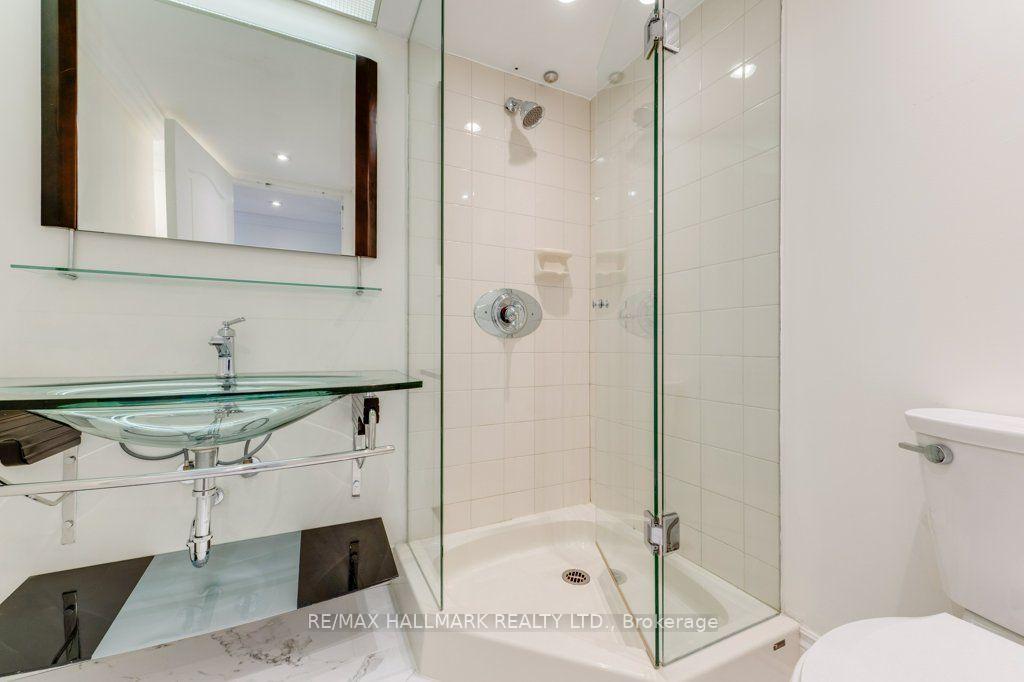 Photo 46 of Unit 404, 251 Queens Quay W, Toronto, Waterfront Communities — HOMEH