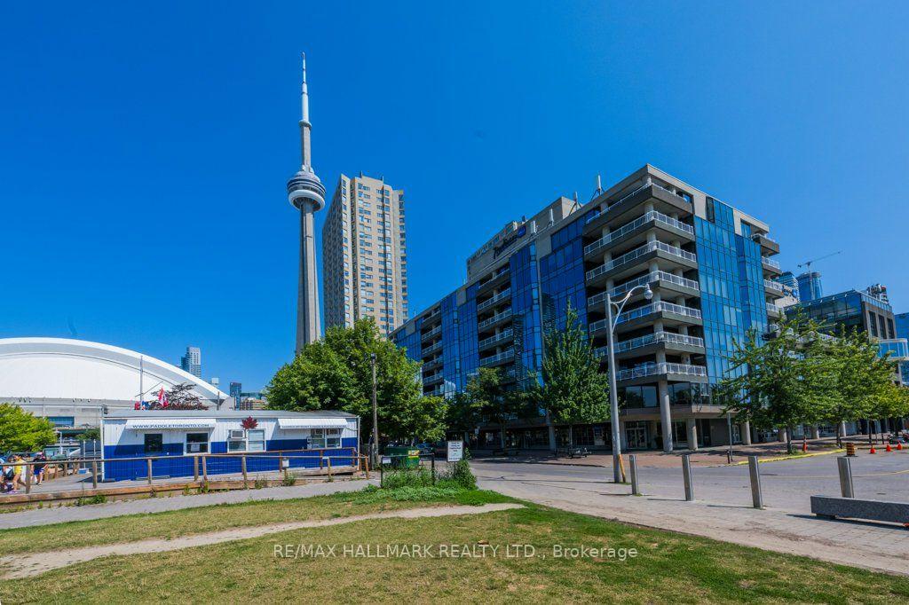 Photo 60 of Unit 404, 251 Queens Quay W, Toronto, Waterfront Communities — HOMEH