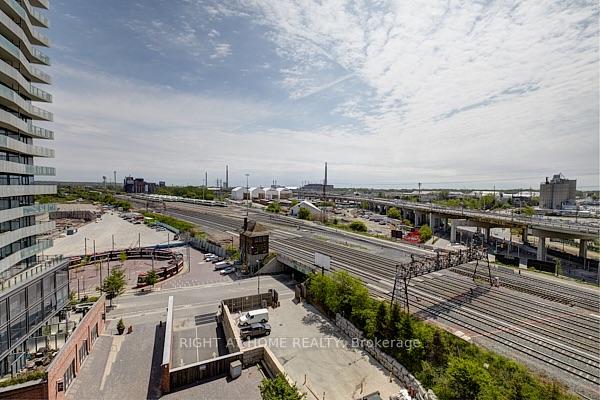 Photo 21 of 70 Distillery Lane, Toronto, Waterfront Communities — HOMEH